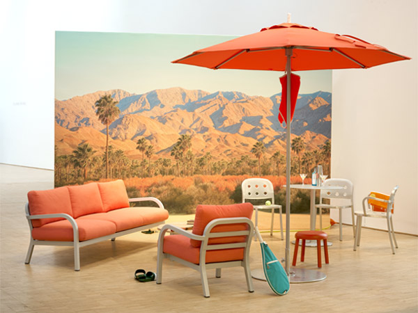 Emeco In & Out